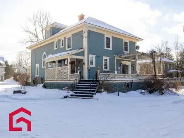 Two or More Storey House for Sale in Stanstead Estrie