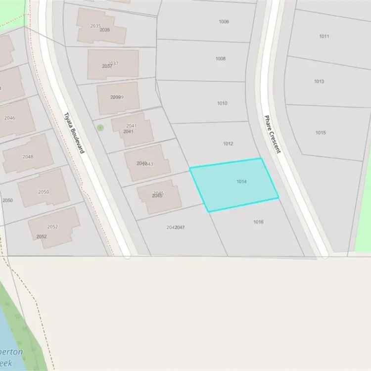 Pemberton Downtown Building Lot: Mountain Views & Convenient Living