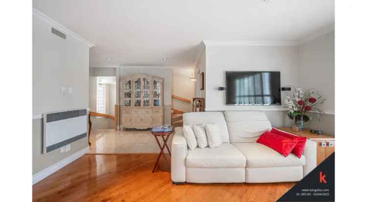 Bright Studio in Ahuntsic for Single Person or Professional