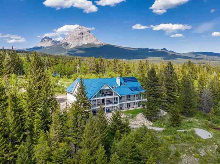 House For Rent in Municipality of Crowsnest Pass, Alberta