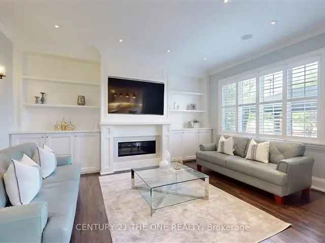 House For Sale in Richmond Hill, Ontario