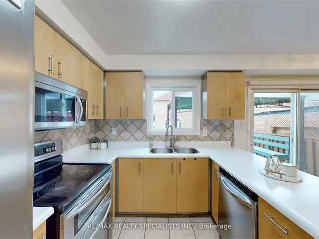 House For Sale in Brampton, Ontario