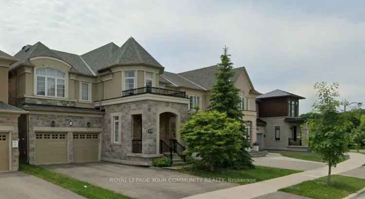 House For Sale in East Gwillimbury, Ontario