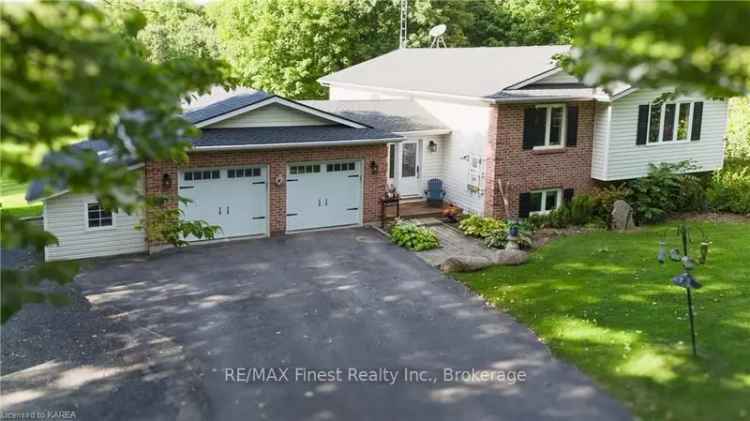 House For Sale in South Frontenac, Ontario