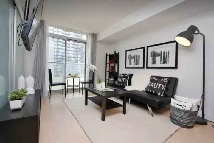 1 Bedroom   working area Condo for rent in Downtown. City Place.