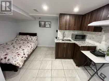 1 room apartment of 123 m² in Toronto