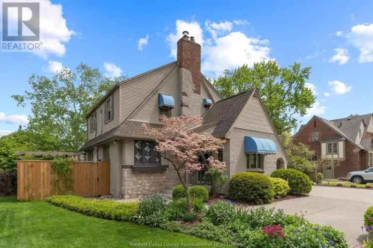Charming Olde Riverside Home 3 Beds 3 Baths Steps to Water