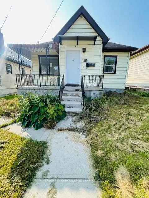 House For Sale in London, Ontario