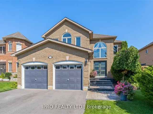 House For Sale in Georgetown, Ontario