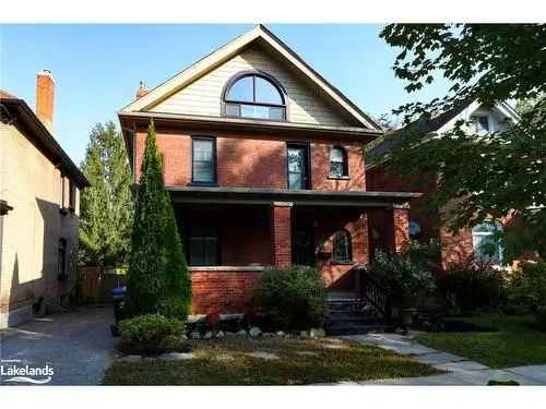 Collingwood Century Home For Sale Near Downtown