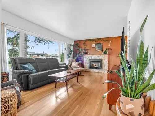 4 Bedroom House For Sale In Grand Boulevard North Vancouver