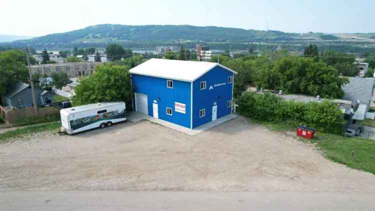 Office For Sale in Peace River, Alberta