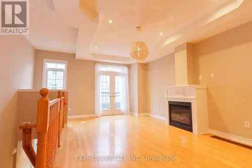 Spacious 3 1 Townhome Near Finch Station