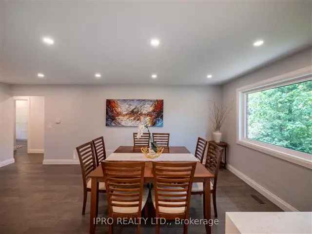 House For Sale in Halton Hills, Ontario