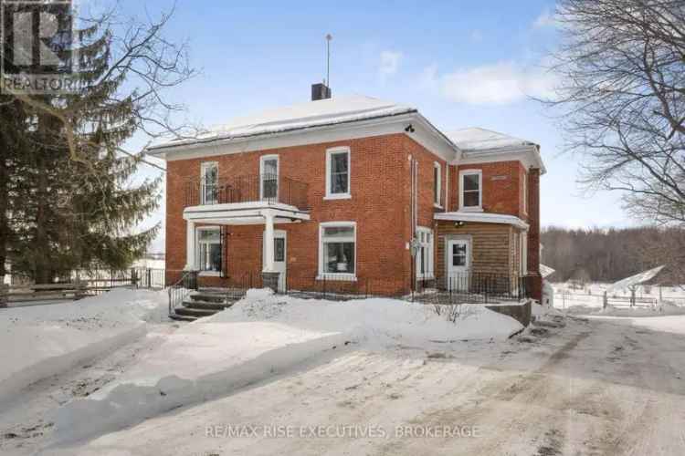 10-Acre Farm Property with Pool, Hot Tub Sauna and Solar Panels