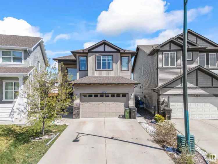 7 Bed 5 Bath Custom Home in Laurel with Back Lane Access