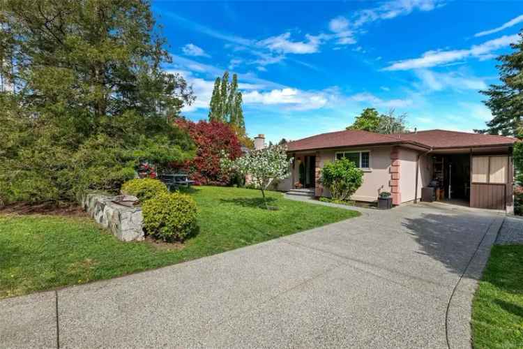 Bright 3-Bed Home with Suite & Studio Apartment - Great Revenue Potential