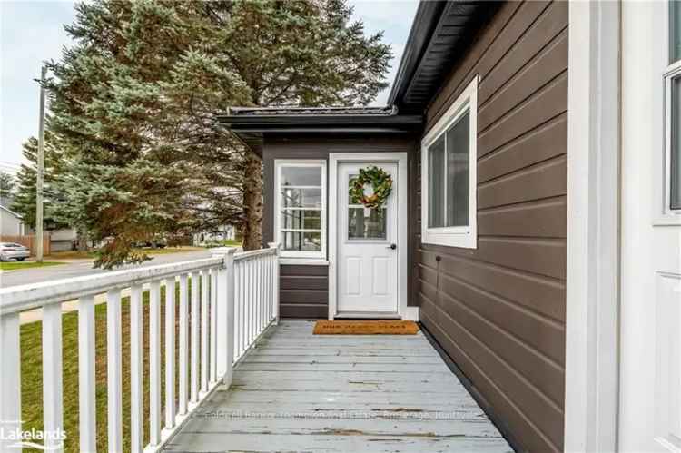 House For Sale in Bracebridge, Ontario