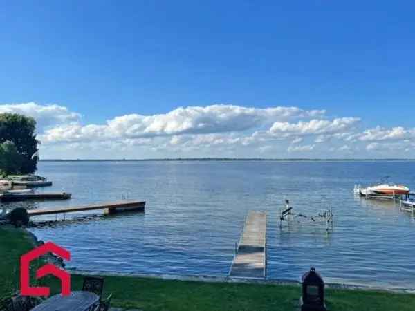 Spacious Waterfront Home Lac St Francois 11 Rooms Double Garage