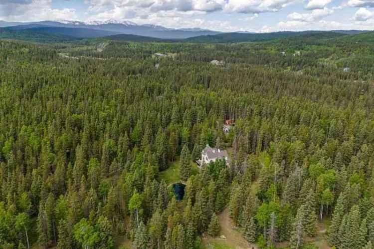 House For Rent in Bragg Creek, Alberta