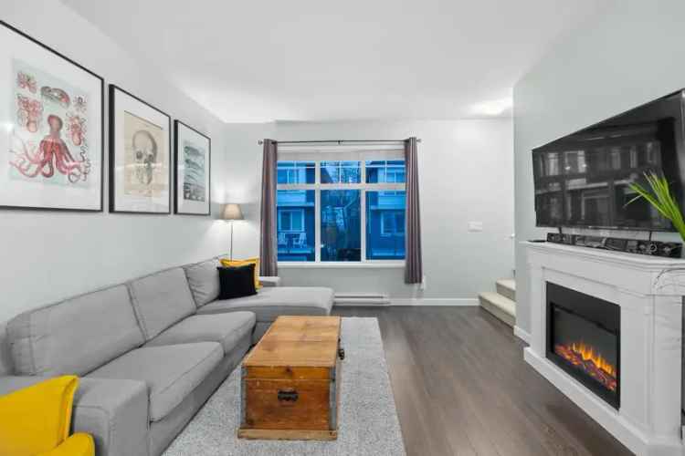 3 Bed 3 Bath Townhouse in Dawson's Creek Surrey