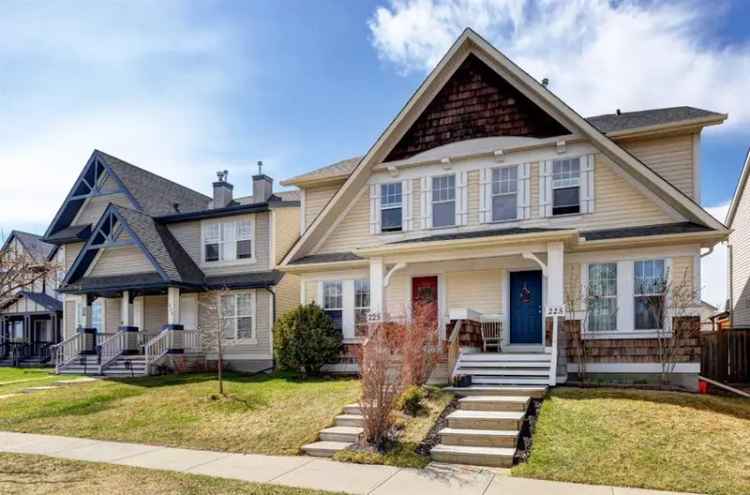 229 Elgin Place Family Home 3 Bed 2 Bath Finished Basement