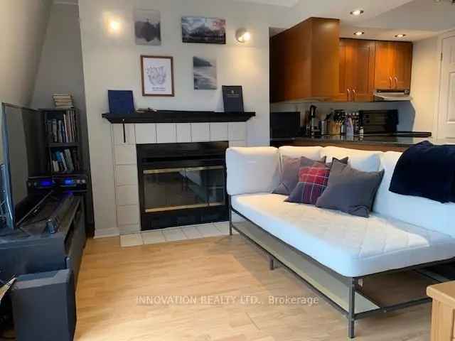 Rent 1 Bedroom Condo in Ottawa's Byward Market with Modern Features