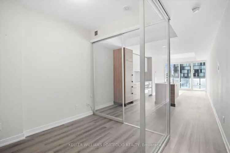 Condo For Rent in Toronto, Ontario