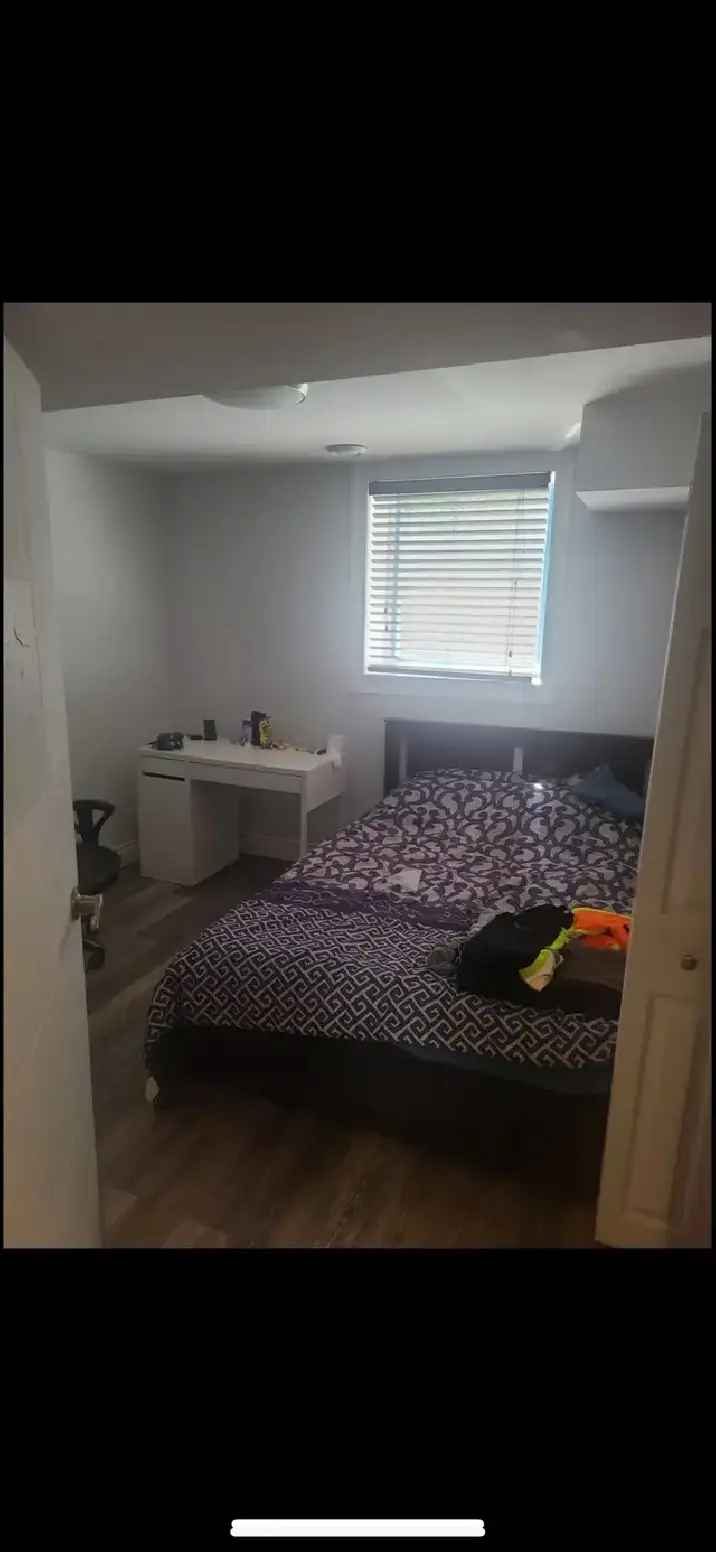 Room for rent private/sharing