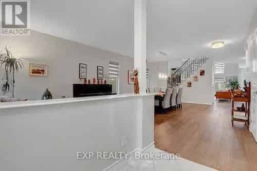 2700 Sq Ft Family Home in Deerfield Village Ottawa