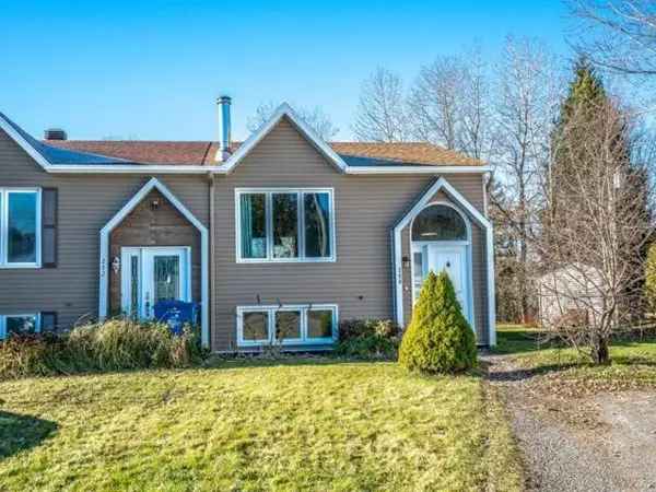 Bungalow-Semi-detached for sale (Quebec North Shore) #RA391