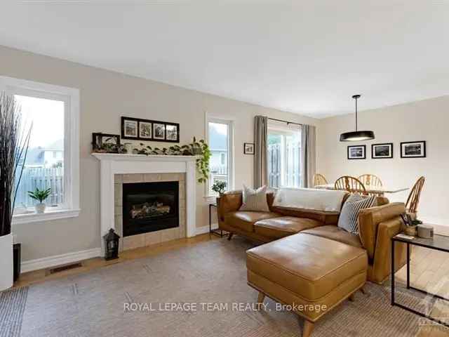 Townhouse For Sale in North Grenville, Ontario