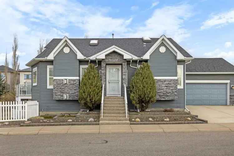 Royal Oak Walkout Bungalow Pond Mountain Views 5 Beds 3 Baths