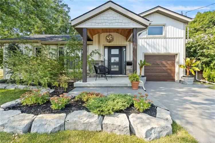 House For Sale in St. Catharines, Ontario