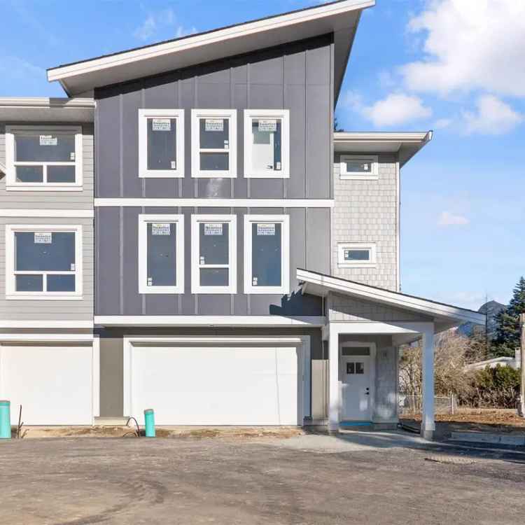 3-Bedroom Townhouse for Sale Near Coquihalla Elementary and Hope Secondary