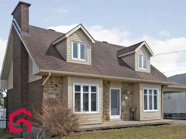 3-Bedroom House Near Downtown Montreal