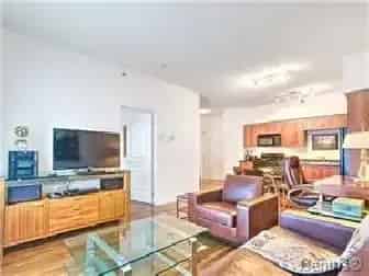Downtown Montreal Condo Near Bell Centre