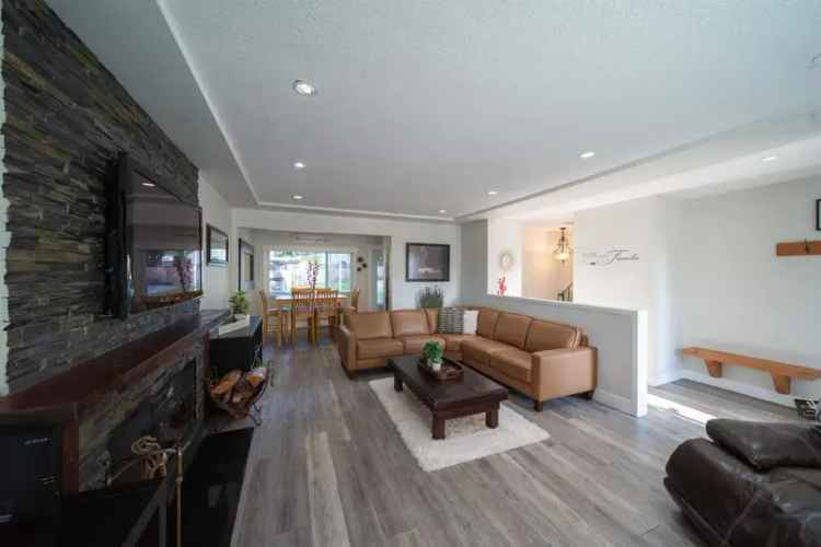 Stunning Renovated Royal Heights Home - 3000+ sq ft