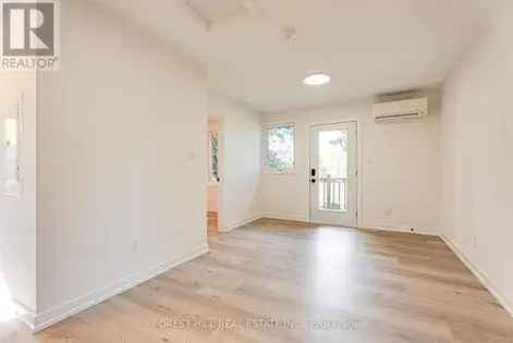 3 rooms apartment of 390 m² in Toronto