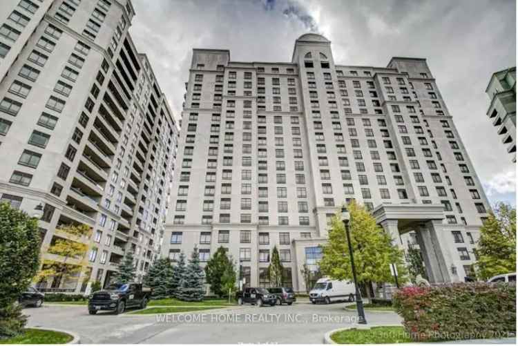 Condo For Rent in 9245, Jane Street, Vaughan, Ontario