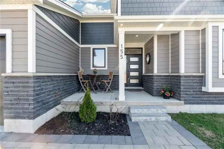 Beautiful Bungalow Near Lake Huron
