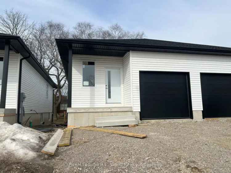 House For Rent in 335, John Street South, Gravenhurst, Ontario