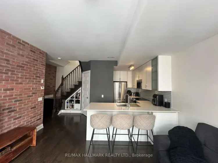 House For Rent in 8167, Kipling Avenue, Vaughan, Ontario