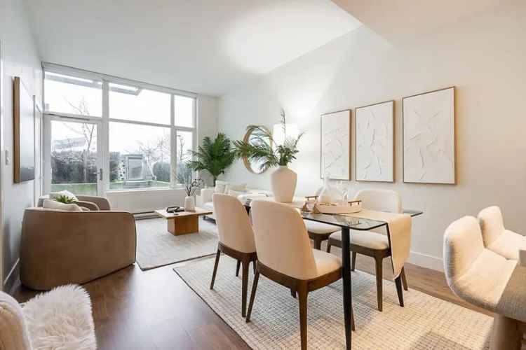 Luxury Waterfront Townhouse Brewery District New Westminster 3 Beds 3 Baths