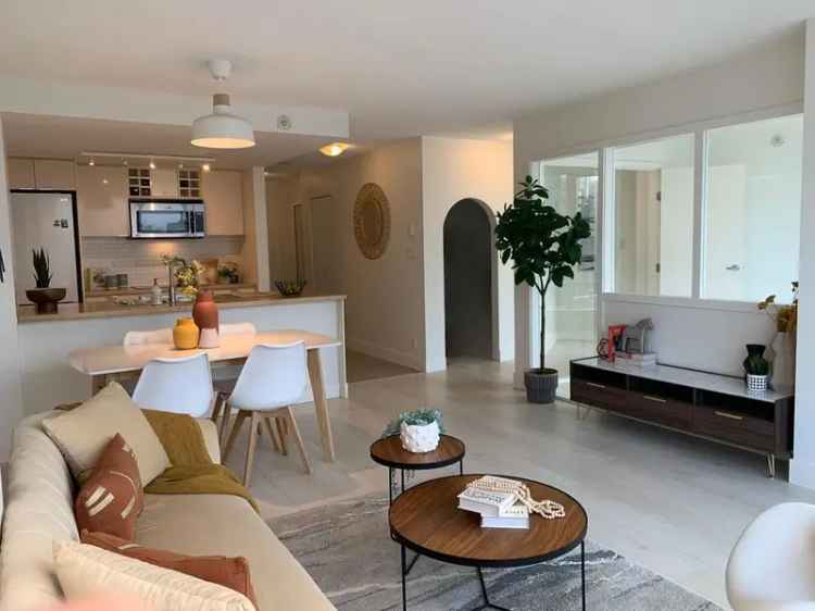 Condo For Sale in Vancouver, British Columbia