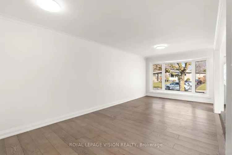 House For Sale , 58, Pynford Crescent, Toronto, Ontario