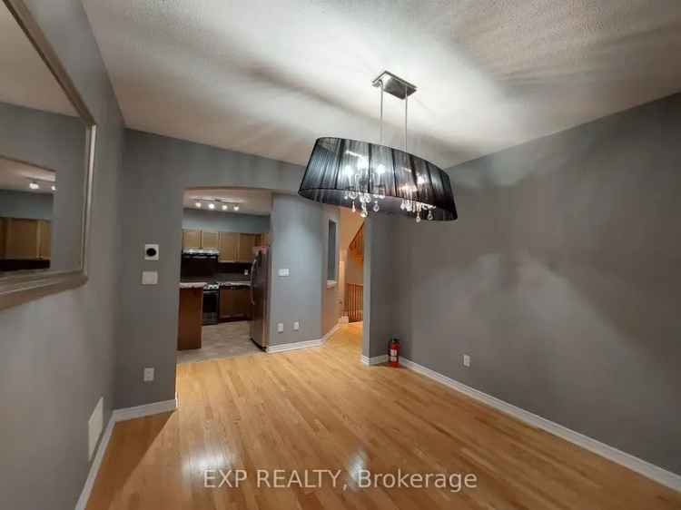 House For Sale in Richmond Hill, Ontario