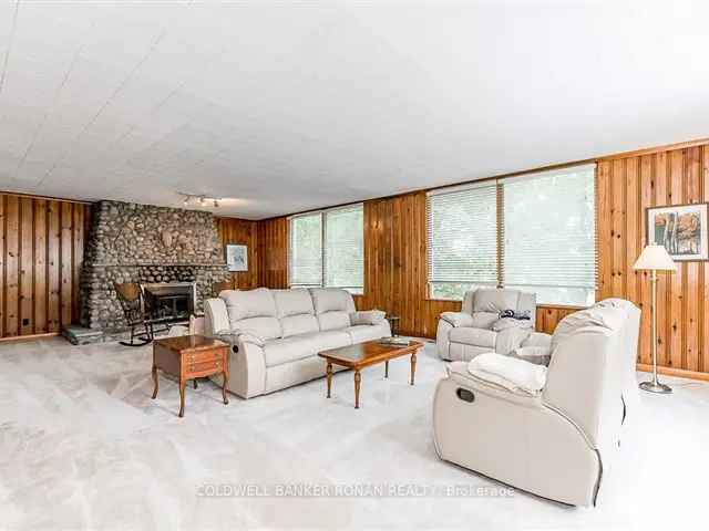 House For Sale in Adjala–Tosorontio, Ontario