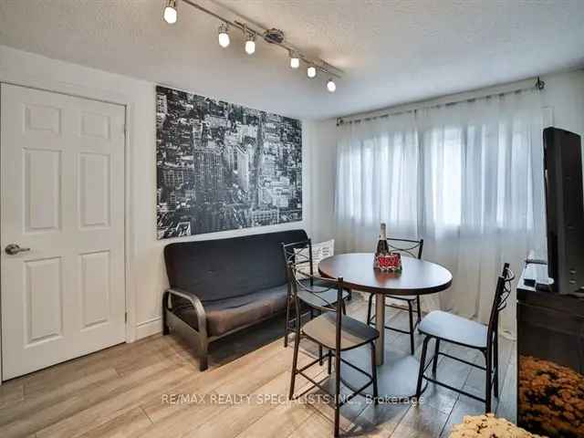 House For Sale in Niagara Falls, Ontario