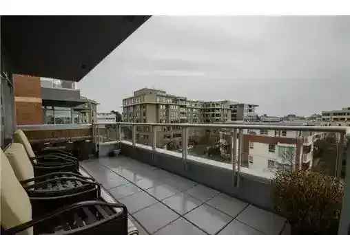 365 Waterfront Crescent Victoria Condo